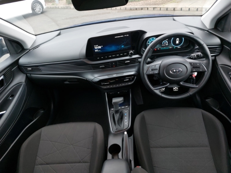 Used Hyundai BAYON 2023 for sale - 77678085: Photo 2