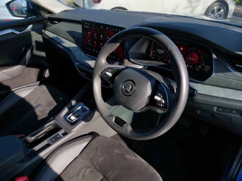 Used Skoda Octavia 2024 for sale - 77987733: Photo 10