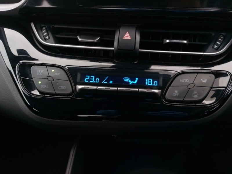 Used Toyota C-HR 2022 for sale - 76238195: Photo 17