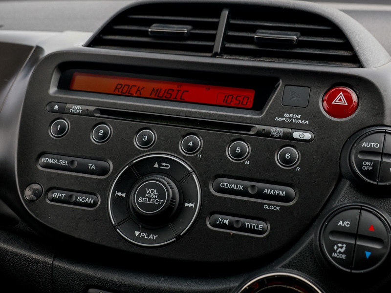 Used Honda Jazz 2013 for sale - 77623831: Photo 12