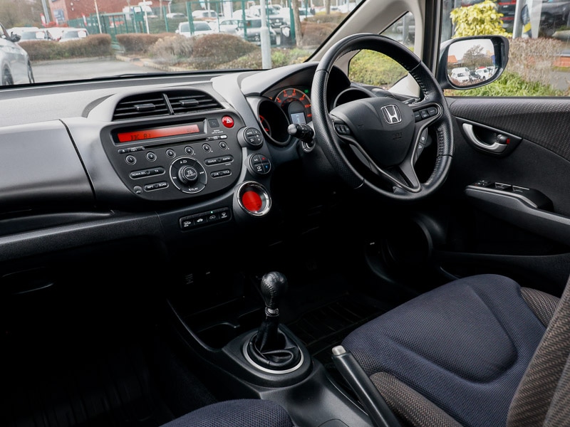 Used Honda Jazz 2013 for sale - 77623831: Photo 13