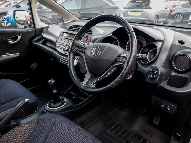 Used Honda Jazz 2013 for sale - 77623831: Photo 14