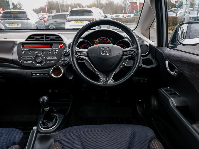 Used Honda Jazz 2013 for sale - 77623831: Photo 7