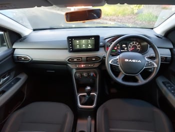 Used Dacia Sandero Stepway 2024 for sale - 77129968: Photo