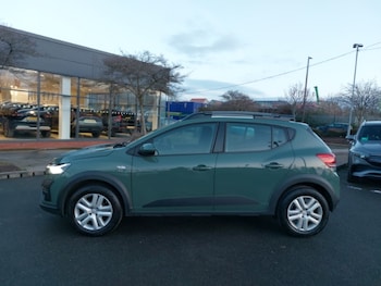 Used Dacia Sandero Stepway 2024 for sale - 77129968: Photo