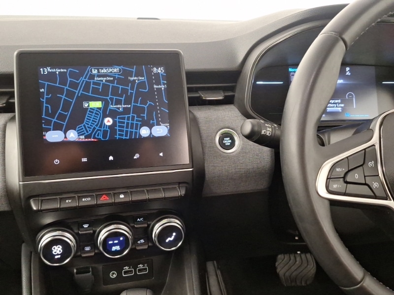 Used Renault Clio 2024 for sale - 76755032: Photo 10