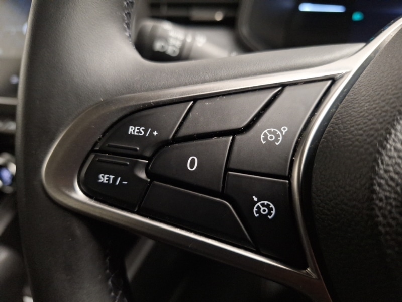 Used Renault Clio 2024 for sale - 76755032: Photo 17