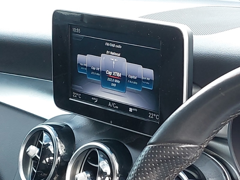 Used Mercedes-Benz GLC 2018 for sale - 77982161: Photo 11