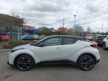 Used Toyota C-HR 2023 for sale - 78013223: Photo