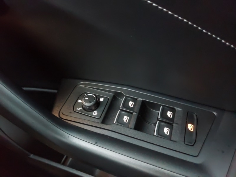 Used Volkswagen T-Roc 2025 for sale - 77039312: Photo 15