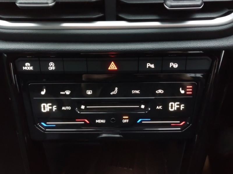 Used Volkswagen T-Roc 2025 for sale - 77039312: Photo 18