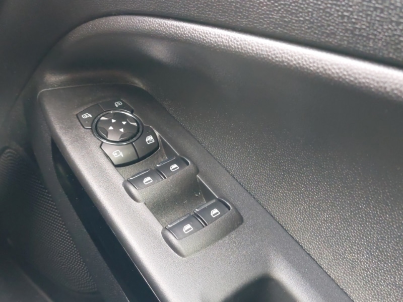 Used Ford Ecosport 2023 for sale - 76183558: Photo 17