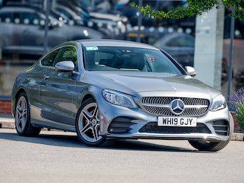 Used Mercedes-Benz C Class 2019 for sale - 79361115: Photo