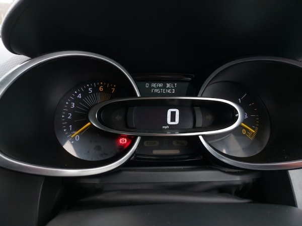 Used Renault Clio 2015 for sale - 76199147: Photo 18