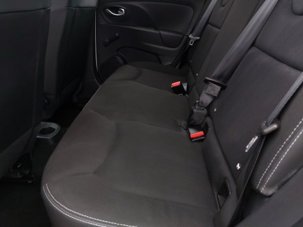 Used Renault Clio 2015 for sale - 76199147: Photo 6