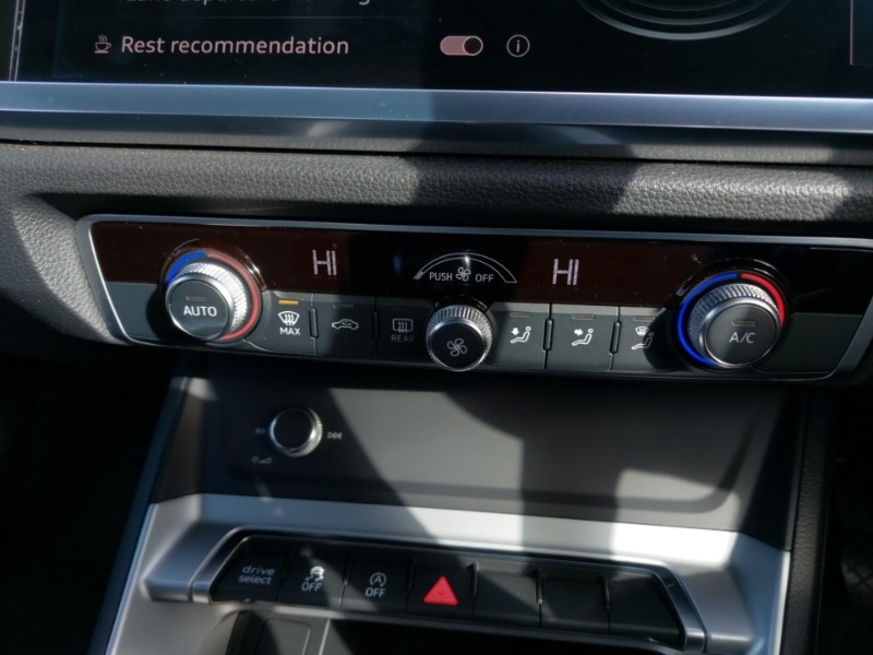 Used Audi Q3 2019 for sale - 77922840: Photo 12