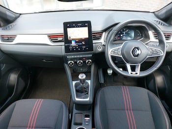 Used Renault Captur 2021 for sale - 75640682: Photo