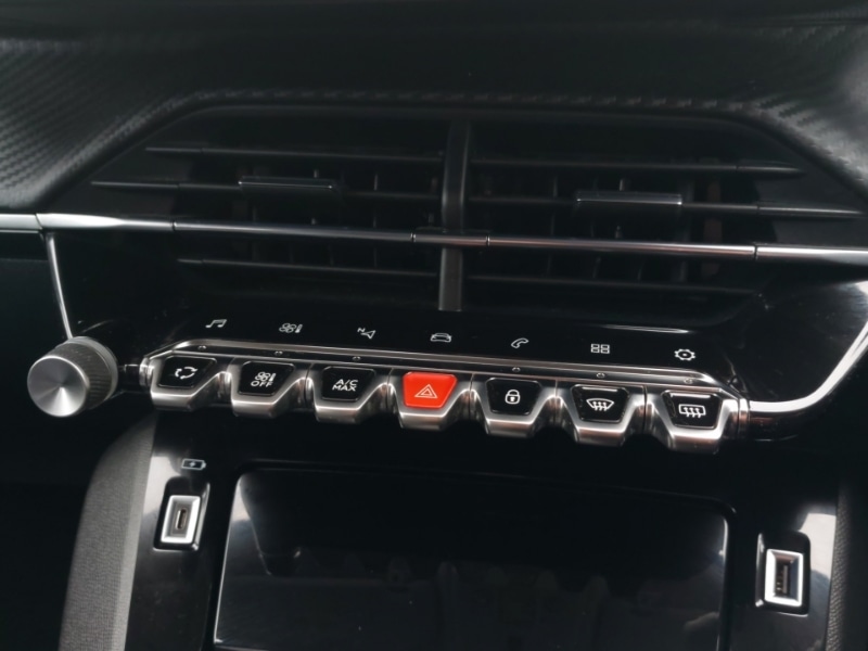 Used Peugeot 2008 2020 for sale - 76537119: Photo 18