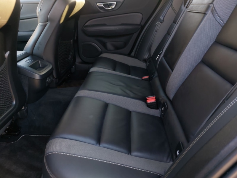 Used Volvo V60 2020 for sale - 77004392: Photo 6