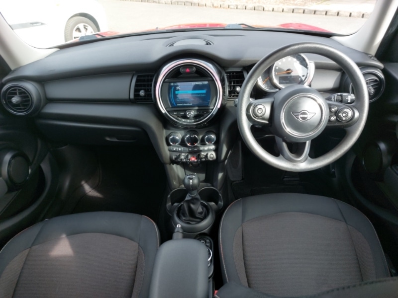 Used MINI One 2019 for sale - 76199459: Photo 2