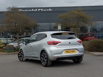 Used Renault Clio 2023 for sale - 78093692: Photo