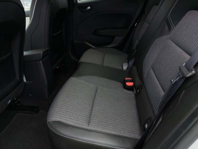 Used Renault Clio 2023 for sale - 78093692: Photo 6