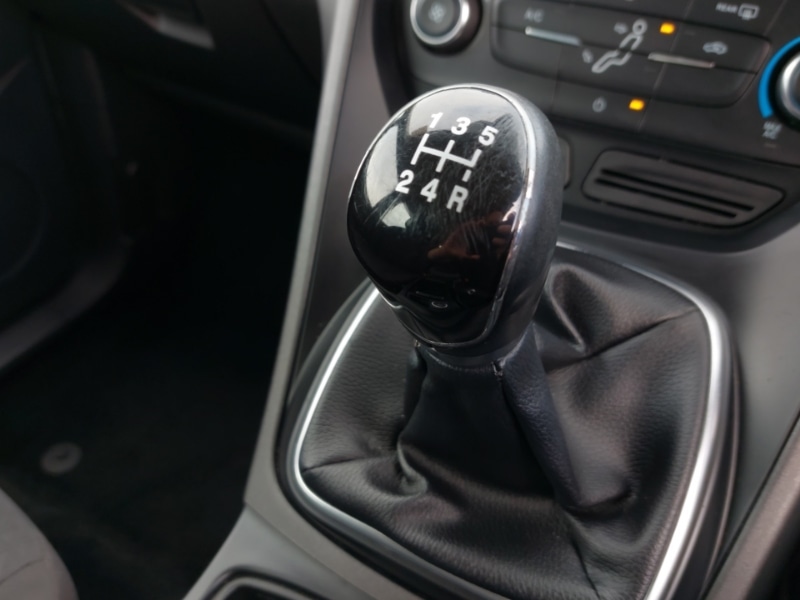Used Ford C-Max 2015 for sale - 76135099: Photo 16