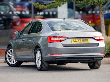 Used Skoda Superb 2022 for sale - 79555399: Photo