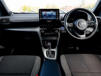 Used Toyota Yaris Cross 2023 for sale - 78455908: Photo