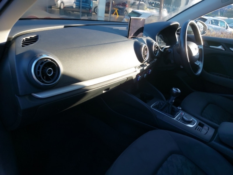 Used Audi A3 2015 for sale - 76651573: Photo 5