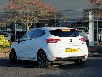 Used Renault Clio 2023 for sale - 76736969: Photo