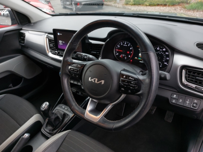 Used Kia Stonic 2022 for sale - 76383859: Photo 10