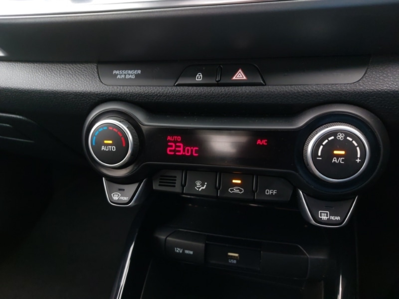 Used Kia Stonic 2022 for sale - 76383859: Photo 18