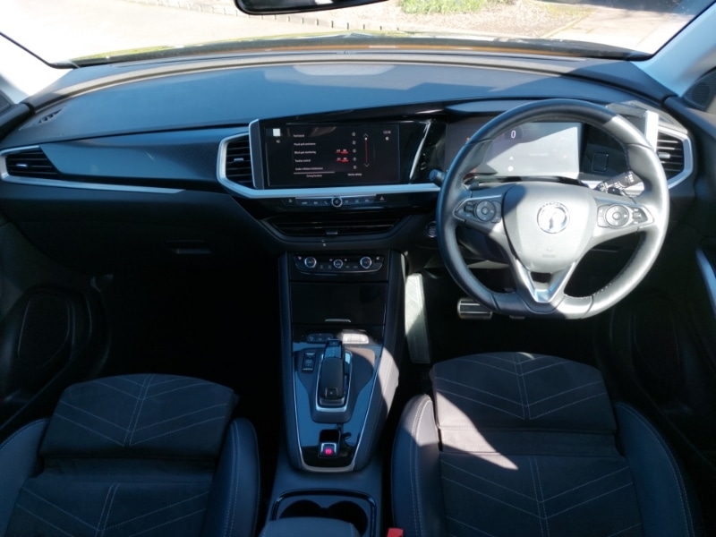 Used Vauxhall Grandland 2022 for sale - 77938929: Photo 2