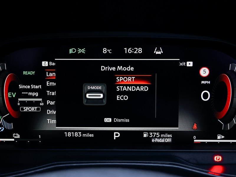 Used Nissan Juke 2024 for sale - 76427636: Photo 18