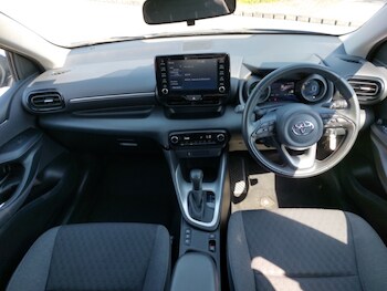 Used Toyota Yaris 2023 for sale - 78455910: Photo