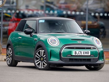 2021 - 135kW Cooper S Level 2 33kWh 3dr Auto