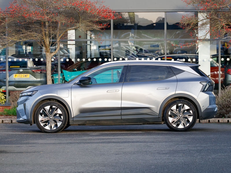 Used Renault Scenic E-Tech 2025 for sale - 76591757: Photo 4