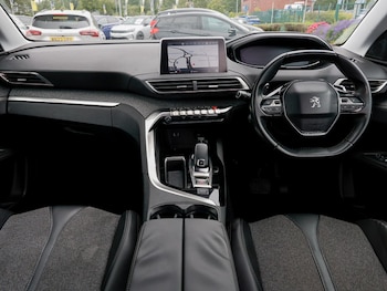 Used Peugeot 3008 2017 for sale - 78998194: Photo
