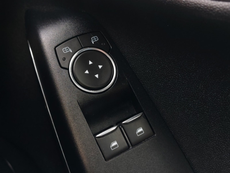 Used Ford Fiesta 2017 for sale - 77956462: Photo 17