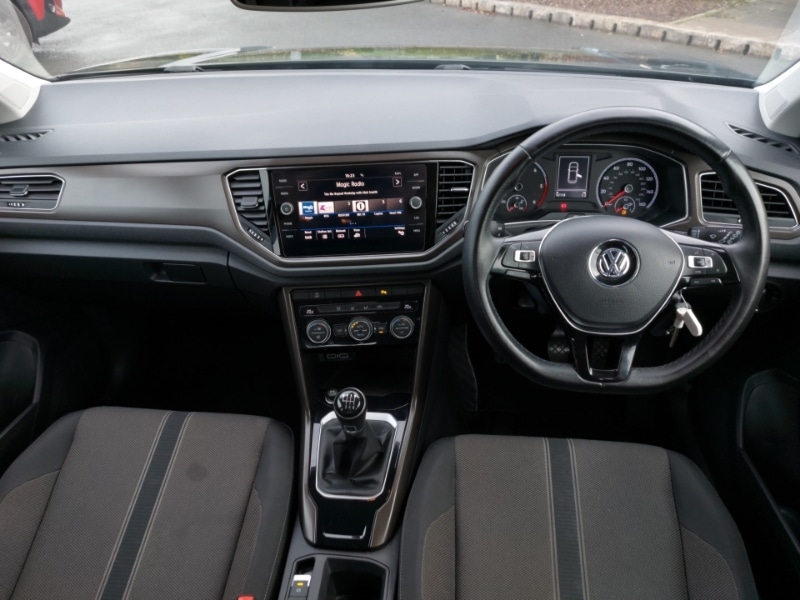 Used Volkswagen T-Roc 2019 for sale - 76354318: Photo 2