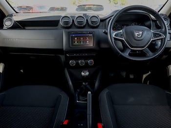 Used Dacia Duster 2019 for sale - 78771170: Photo