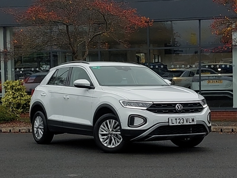 Used Volkswagen T-Roc 2023 for sale - 76268882: Photo 1