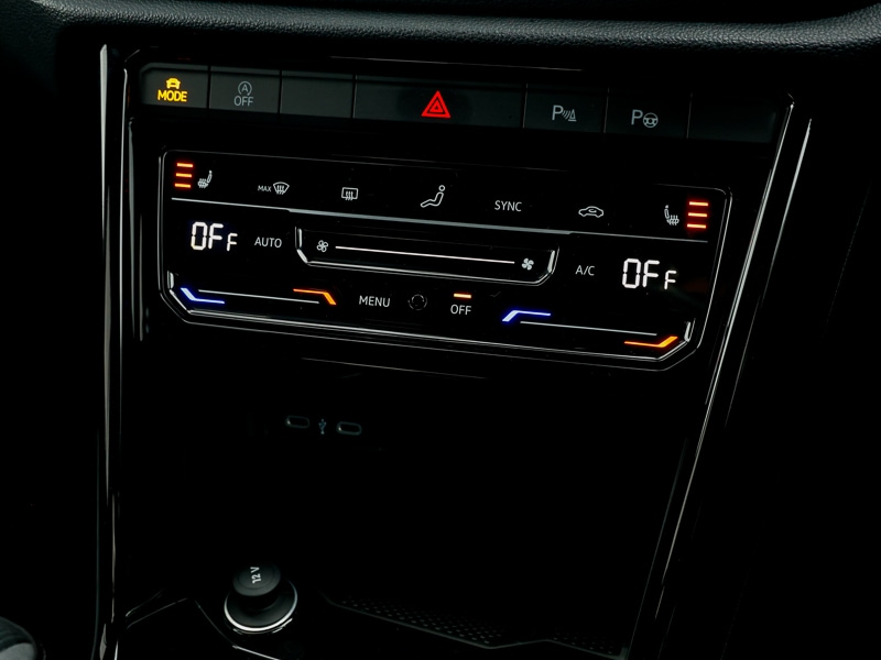 Used Volkswagen T-Roc 2025 for sale - 77942763: Photo 17