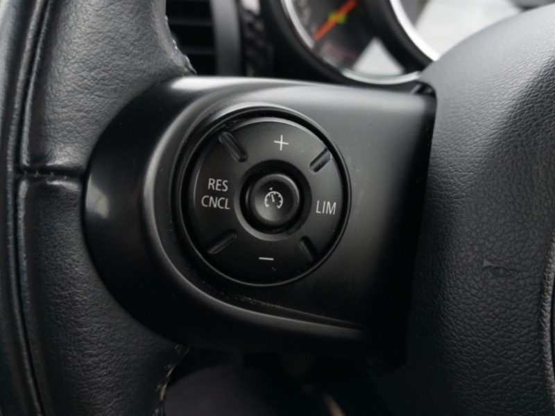 Used MINI Convertible 2018 for sale - 76450797: Photo 12