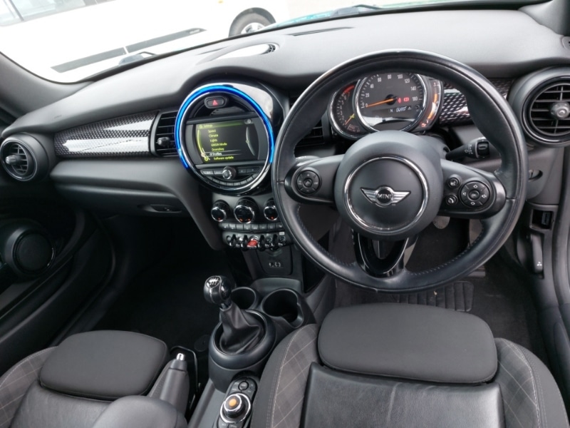 Used MINI Convertible 2018 for sale - 76450797: Photo 2