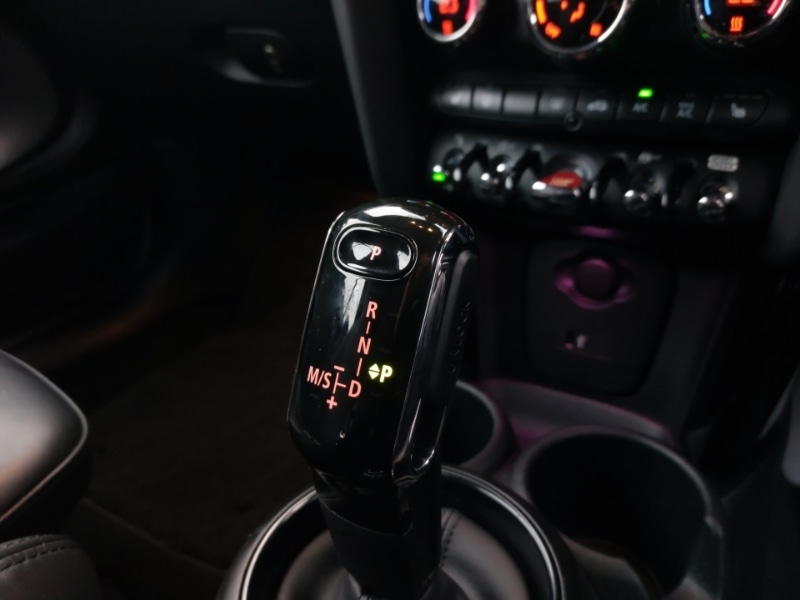 Used MINI Convertible 2021 for sale - 76511656: Photo 17