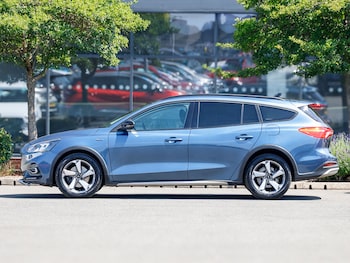 Used Ford Focus 2020 for sale - 78952731: Photo