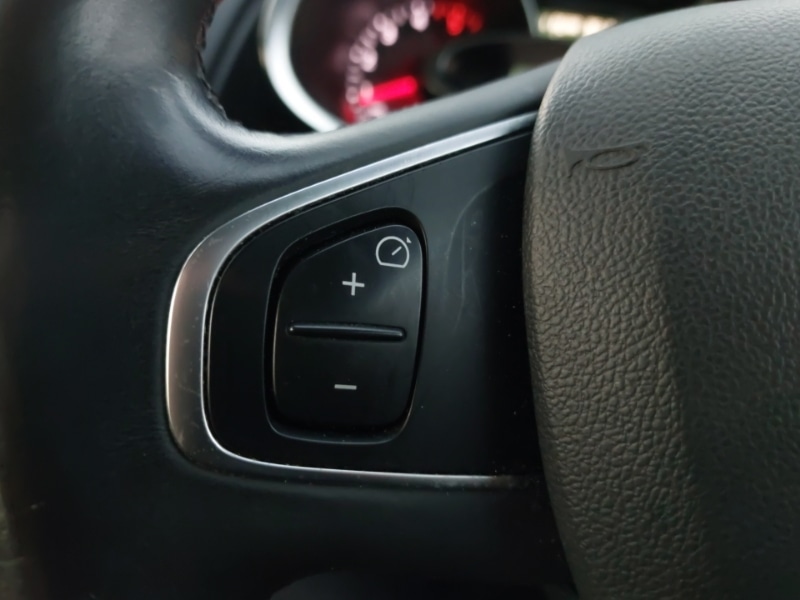 Used Renault Clio 2016 for sale - 76571496: Photo 12