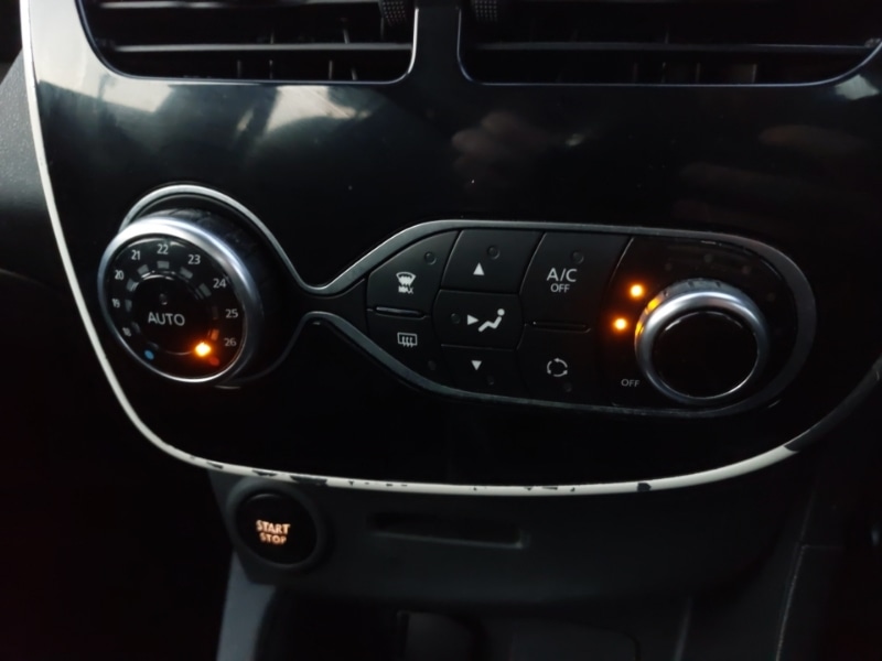 Used Renault Clio 2016 for sale - 76571496: Photo 16